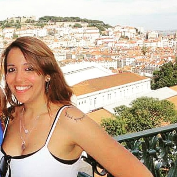 Meet your Posher, Natássia - Picture 2 of 2